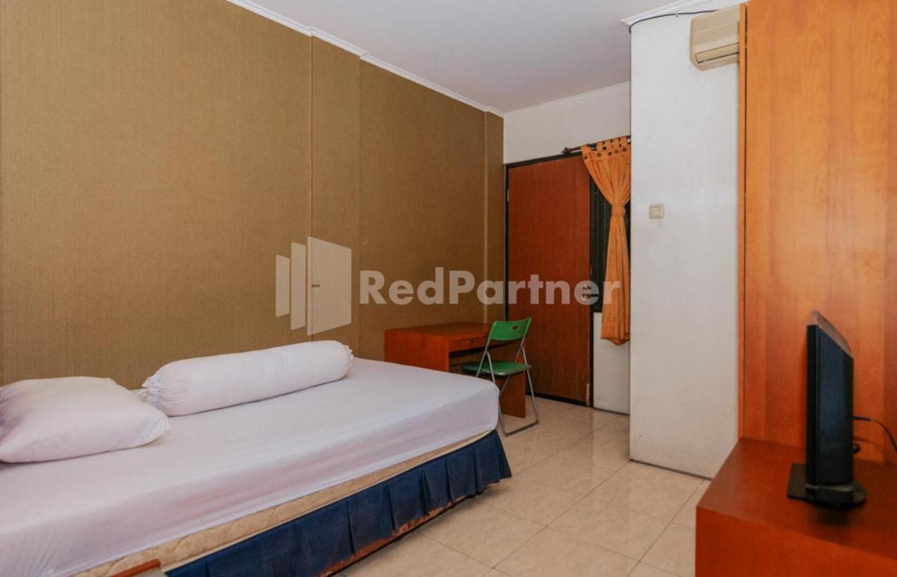 Hotel De Lugano Scbd Syariah Mitra Reddoorz Yakarta Exterior foto