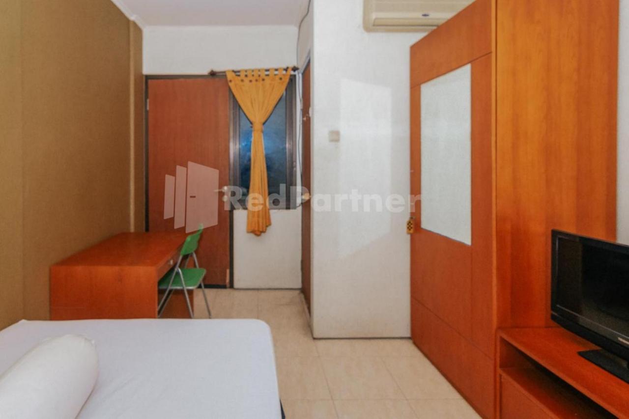 Hotel De Lugano Scbd Syariah Mitra Reddoorz Yakarta Exterior foto