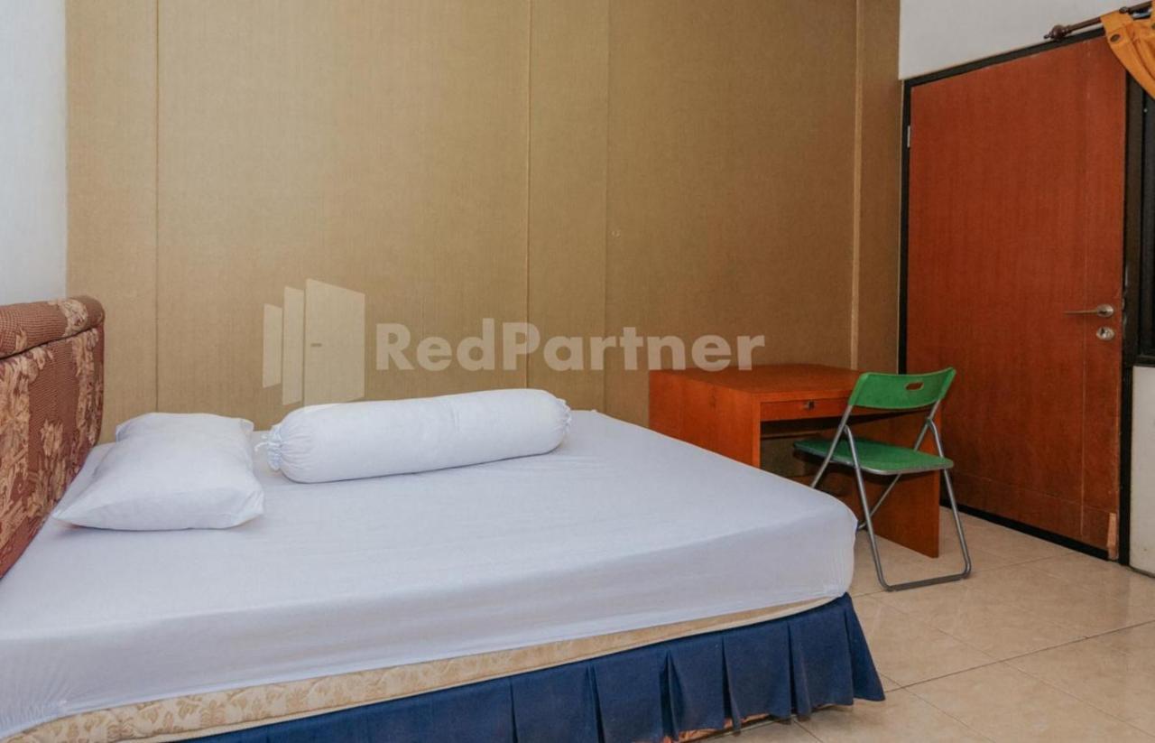 Hotel De Lugano Scbd Syariah Mitra Reddoorz Yakarta Exterior foto