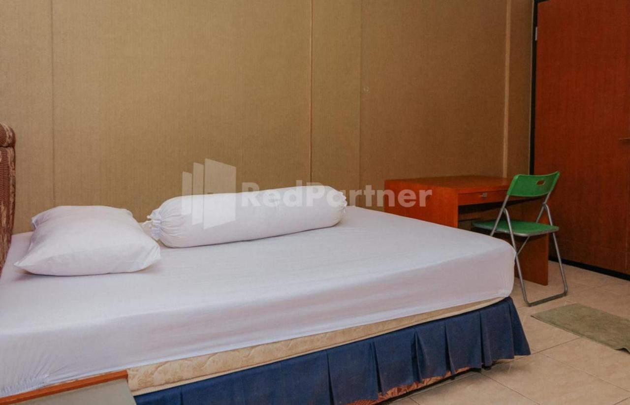Hotel De Lugano Scbd Syariah Mitra Reddoorz Yakarta Exterior foto
